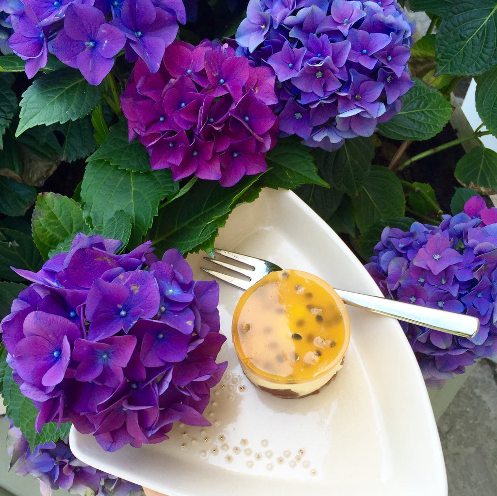 "1001 Arabian nights" cake plate/ saucer